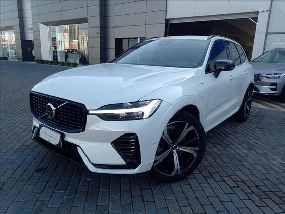 VOLVO XC60 2.0 T8 RECHARGE ULTIMATE DARK AWD GEARTRONIC VOLVO XC60 2.0 T8 RECHARGE ULTIMATE DARK AWD GEARTRONIC